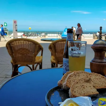 Lovely In With House Sea View Apartamento